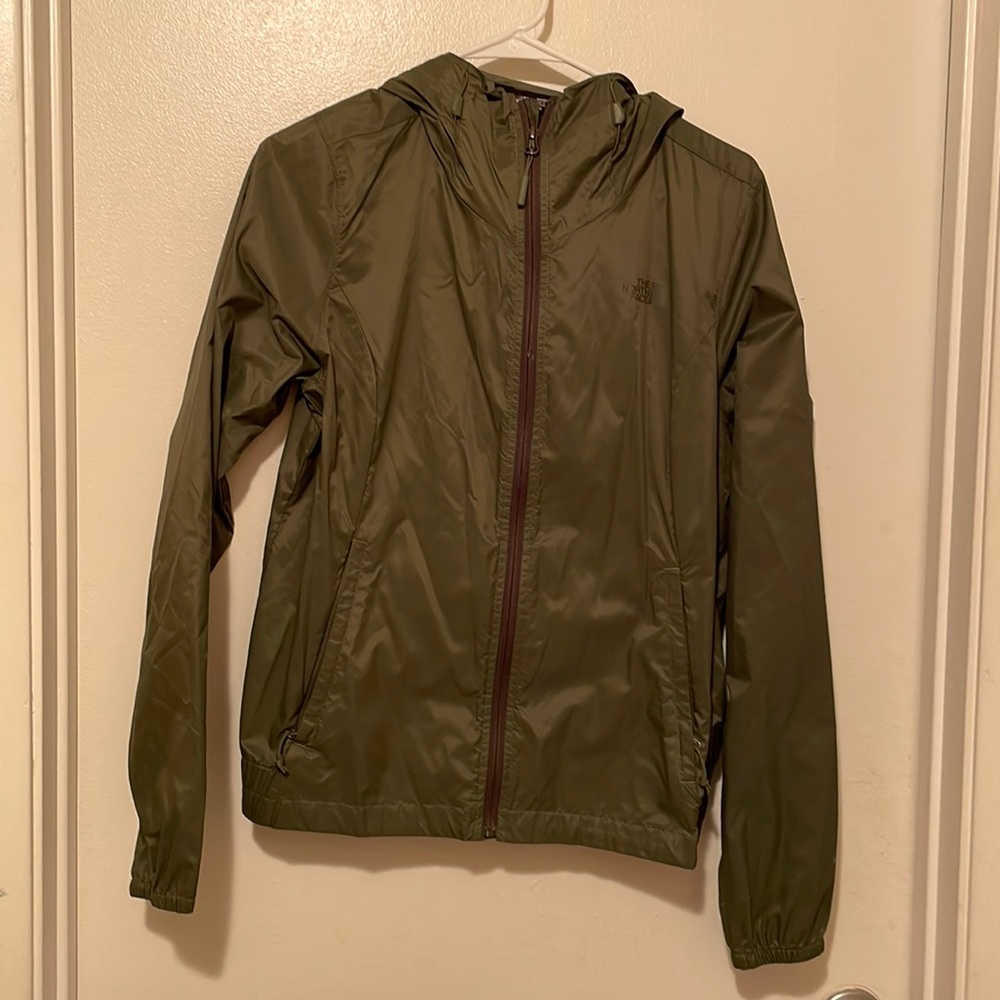Size M green thin Columbia jacket